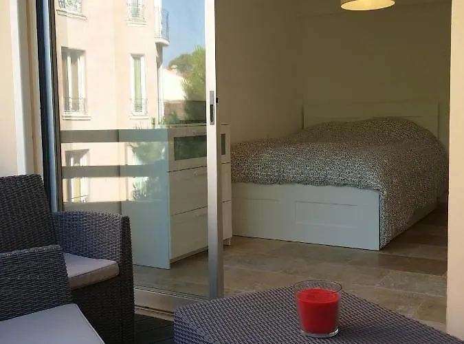 Appartamento De Charme Coeur De Juan & Plages *